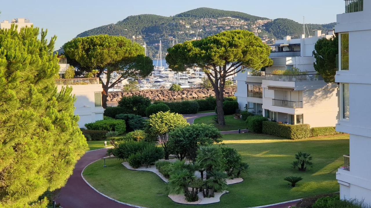 Garden And Beach Sea View Apartment Cannes Mandelieu-la-Napoule Exterior photo